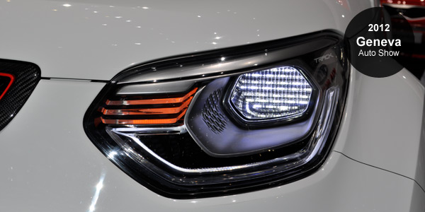 Kia Trackster Headlamp