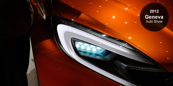 Nissan  Invitation concept Headlamp