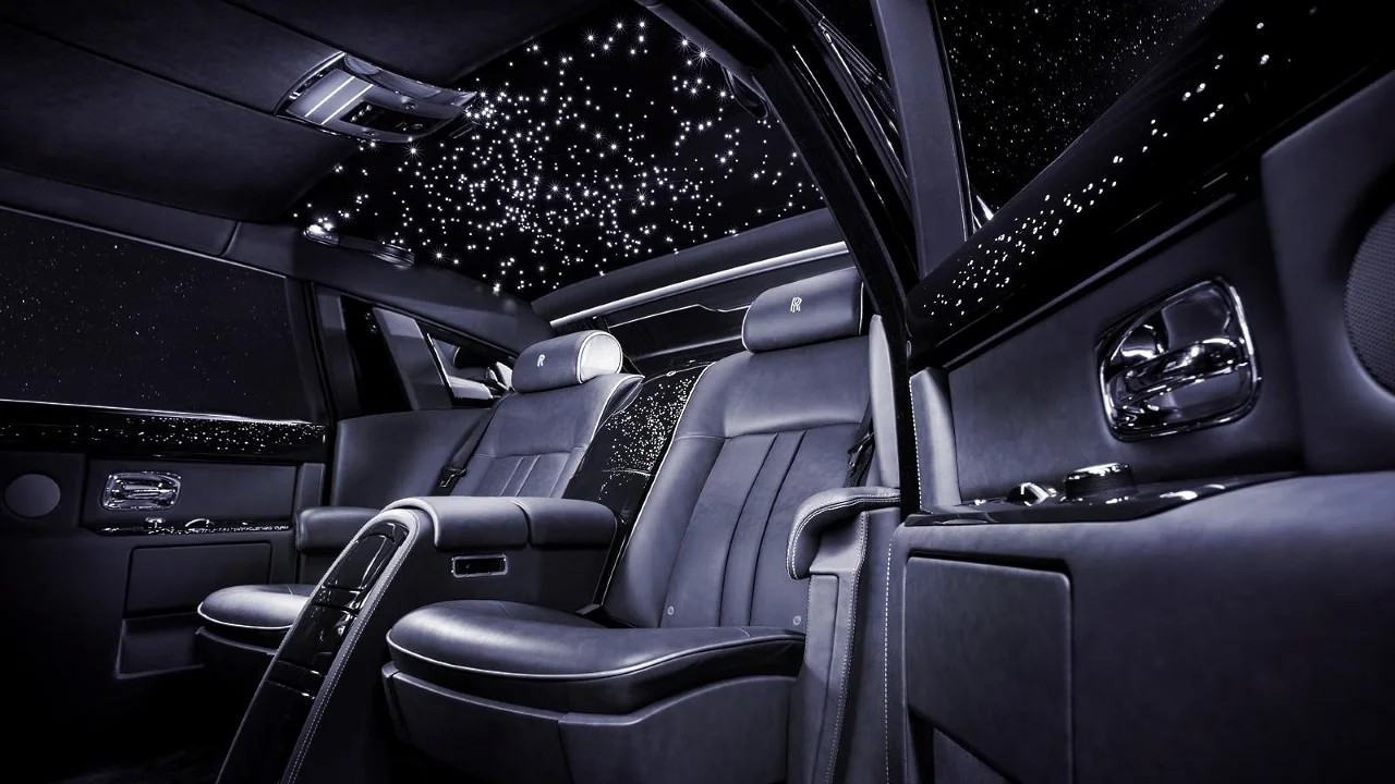 Starry Ambient Lighting of Rolls-Royce - DVN