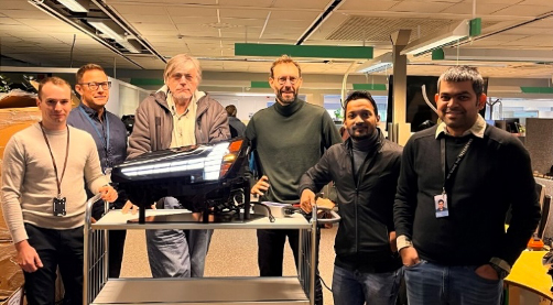 This image has an empty alt attribute; its file name is 061222_L7.jpg