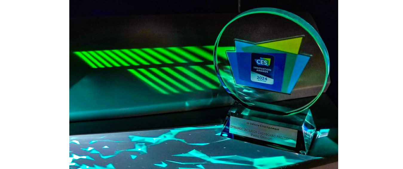 CES 2025 Innovation Award for Plastic Omnium Dynamic Interior Dashboard